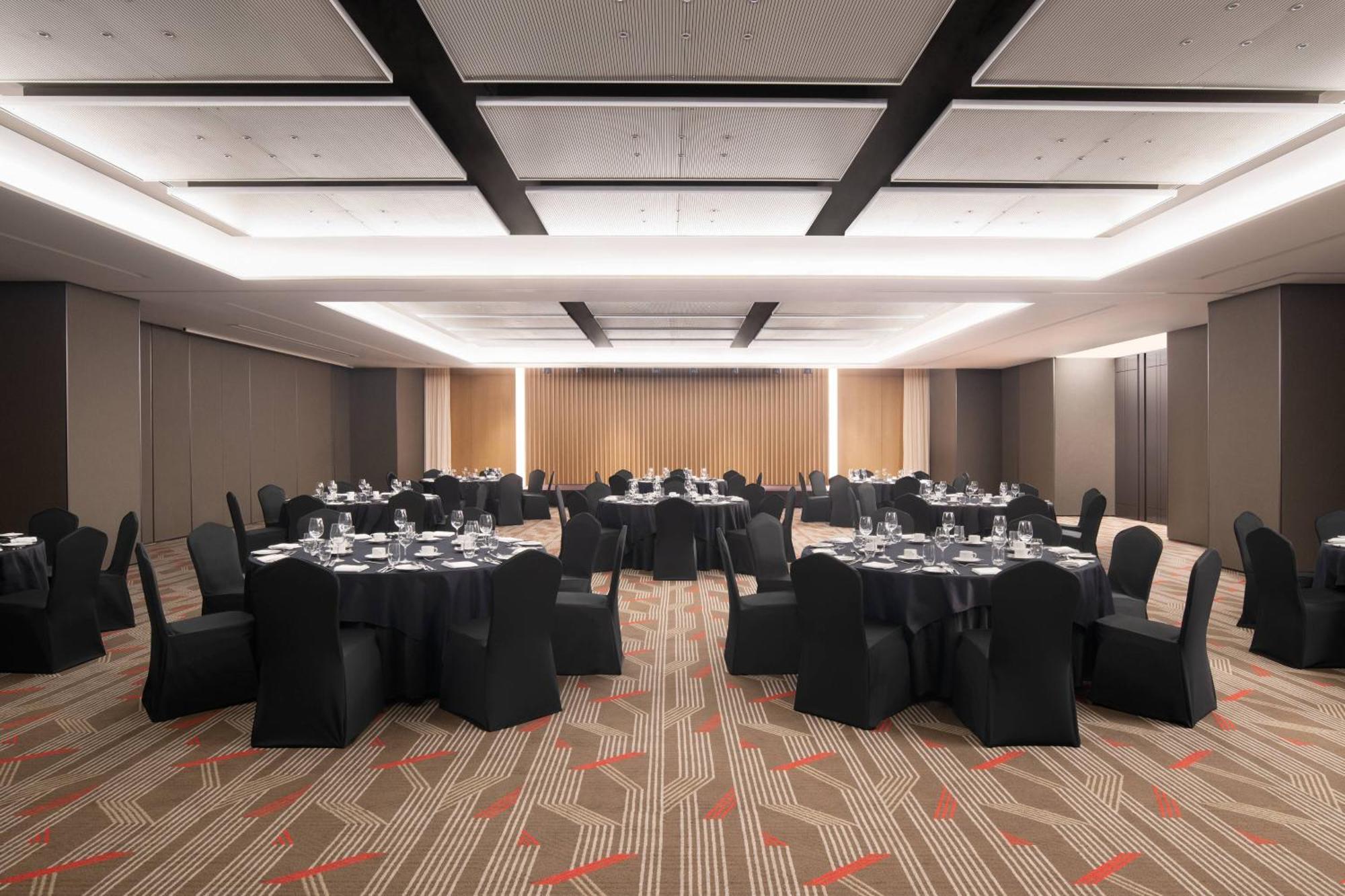 Отель Courtyard By Marriott Сувон Экстерьер фото
